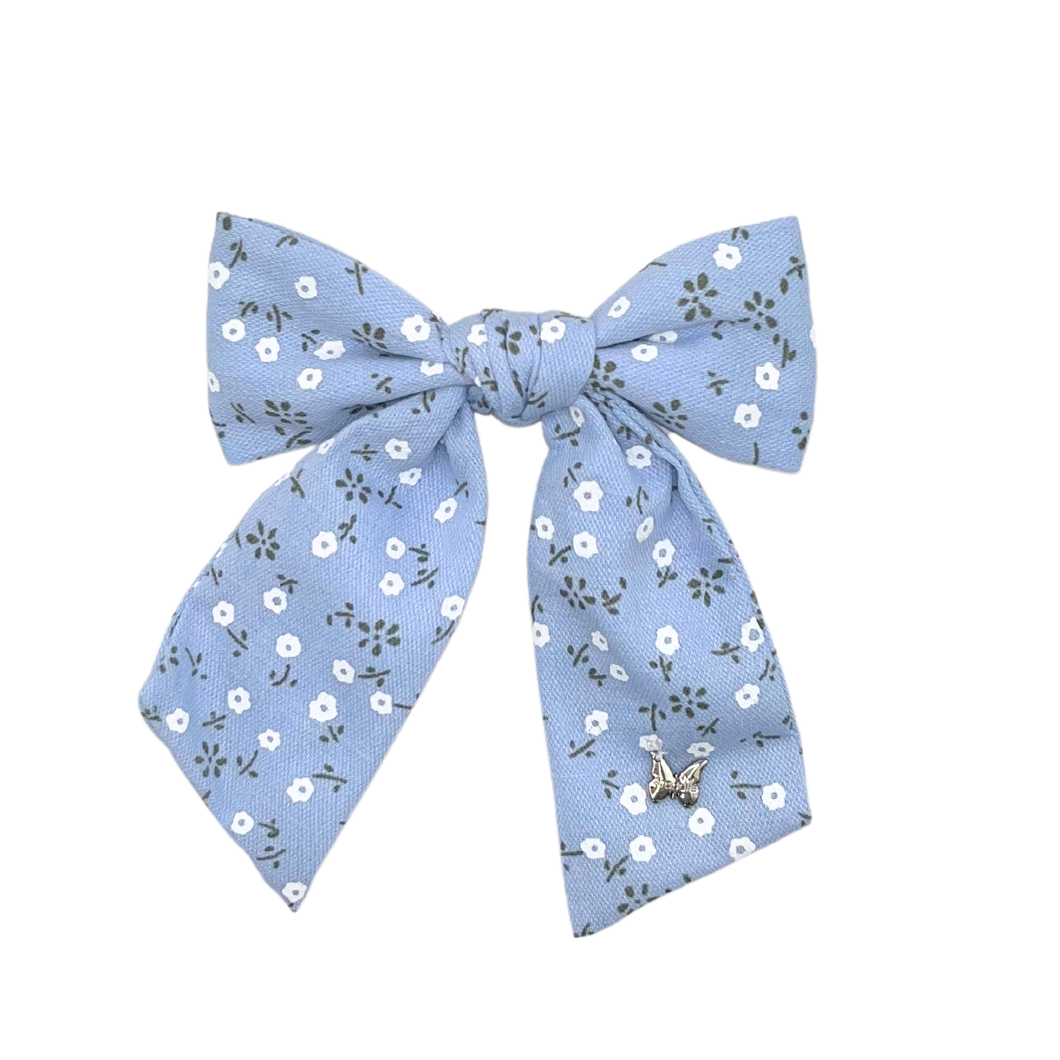 Printed Floral Medium Clip - Powder Blue