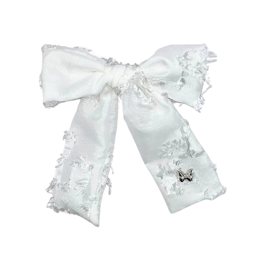 Shaggy Satin Medium Clip - White